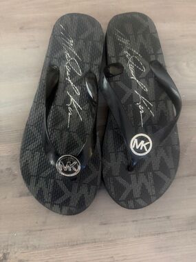 Michael Kors Black Logo MK Jelly Flip Flops